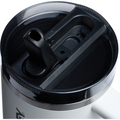 THE QUENCHER PROTOUR FLIP STRAW TUMBLER | 30 OZ